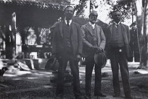 Harry, Guy & Walter Hillier, at Pali-chuang Temple, Peking, c.1908